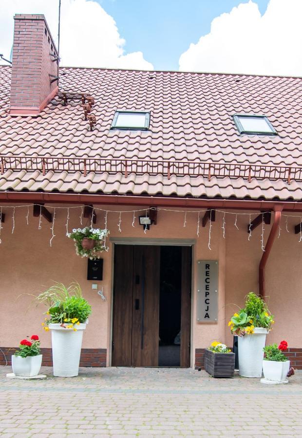 Resort Holiday Natural - Gosciniec Zacisze Chmielno Exterior photo