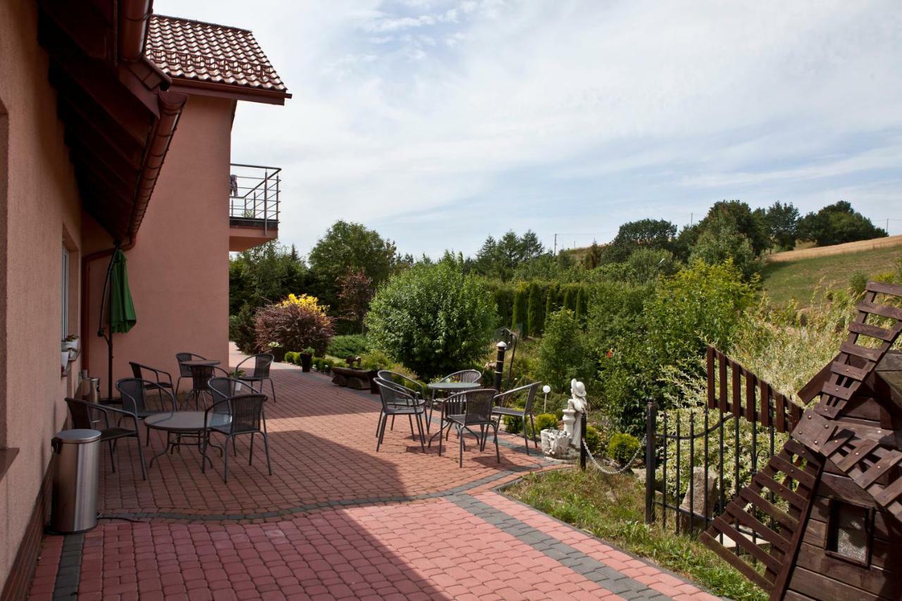 Resort Holiday Natural - Gosciniec Zacisze Chmielno Exterior photo
